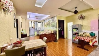 CHO THUÊ CHUNG CƯ 3 PHÒNG NGỦ ĐỐI DIỆN CV LÊ THỊ RIÊNG 110m2
