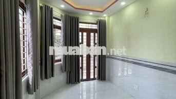 Bán gấp nhà hẻm xe hơi 96m2, 8pn,giá 7,5 tỷ , đường Lê Văn Lương,Quận7