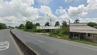 Bán 200m2 đất mặt tiền quốc lộ 1A, gần chợ, gần khu công nghiệp