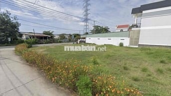 ĐẤT THẬT NGỘP BÁN LÔ GÓC 2 MT TT CỦ CHI 250M2 670 TRIỆU SHR FUL THỔ CƯ