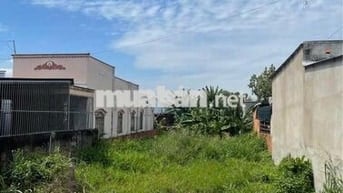 CẦN BÁN GẤP ĐẤT MT TÂN THẠNH ĐÔNG CỦ CHI 500M2 GIÁ 680TR SHR