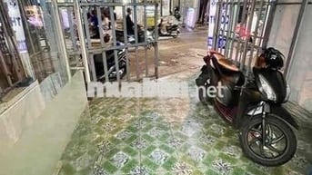 Bán gấp nhà mặt tiền Bùi Quang Là 2 tầng, 4.2 x 26 chỉ 9.x tỷ