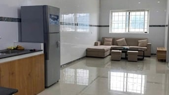 Chung cư Q1, Nguyễn Trãi, P. Nguyễn Cư Trinh, 89m2, 3PN, 12tr/th.