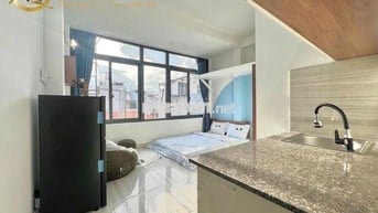KHAI TRƯƠNG STUDIO FULL NỘI THẤT CÓ CỬA SỐ TRỜI VIEW KÍNH
