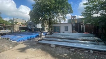 Cho thuê kho bãi 300m2 mặt đường Phan Trọng Tuệ