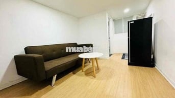 PHÒNG GÁC NGAY CẦU CHỮ Y QUẬN 5 QUẬN 3, TOÀ NHÀ THANG MÁY, CÓ BẢO VỆ