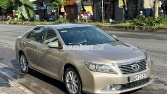 TOYOTA CAMRY 2.5G - 100000 km