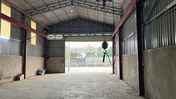 Cho thuê kho 140m2 mặt tiền đường Nguyễn Hữu Trí, Xã Tân Nhựt