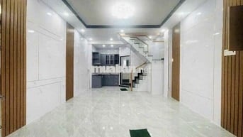 🛑Nhà mới, 2 tầng, cách 20m ra Mặt tiền Đặng Chất P2Q8