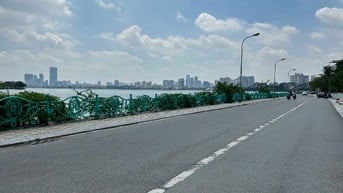 Chính chủ bán nhà mặt hồ Tây - ĐỘC NHẤT VÔ NHỊ. Lô góc 1 mặt hồ 2MT 