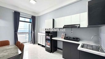 🎇CĂN HỘ 2PN BAN CÔNG LUXURY THANG MÁY GẦN ĐẠI HỌC UEH B