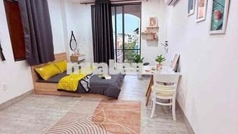 CHO THUÊ SIÊU PHẨM BALCONY CỰC THOÁNG THANG MÁY CÁCH ĐH BÁCH KHOA 500m