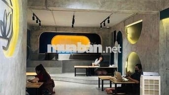 Nhà mới đẹp 99% Đoạn ẩm thực Nguyễn Tri Phương Q10