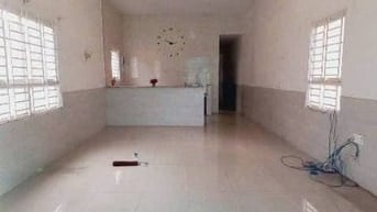 Nhà mặt tiền lớn sinh lời 4m5X30m sầm uất tiện kinh doanh 