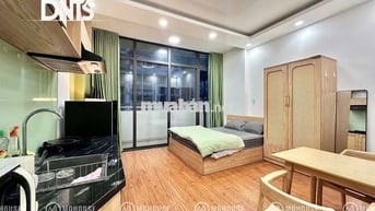 Cho thuê căn hộ 35m2,có ban công,full nội thất,Bùi Viện,Takashimaya