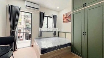 cho thuê chdv - studio ban công - nội thất bóc seal mới 100%
