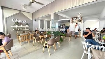 SANG NHƯỢNG QUÁN CÀ PHÊ 1 TRỆT 1 LẦU NGAY LÔ GÓC KHU VĐT 45 TR/THÁNG