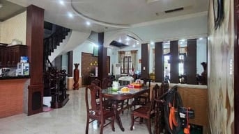 Bán Gấp biệt thự 3 trần văn giàu bình lợi Bình Chánh 