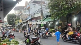 BÁN NHÀ CẤP 4 NGAY CHỢ KHU DÂN CƯ 434 DT 150M2 ĐANG CHO THUÊ 15TR
