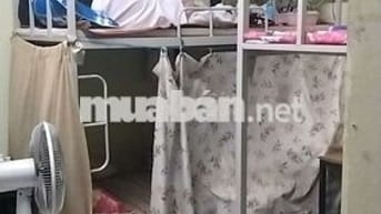 Tìm bạn ở ghép nữ ngay đại học ngân hàng