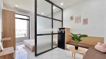 🔥CHO THUÊ CĂN HỘ DỊCH VỤ FULL NỘI THẤT - TÁCH BẾP - BANCOL LỚN RIÊNG 🔥
