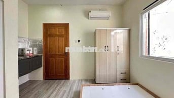 CHDV GIÁ RẺ FULL NỘI THẤT CỬA SỔ TRỜI GẦN CÔNG VIÊN LÀNG HOA GÒ VẤP