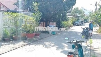 NỀN HIẾM DÃY B KHU BIỆT THỰ HẺM 49 TRẦN HOÀNG NA