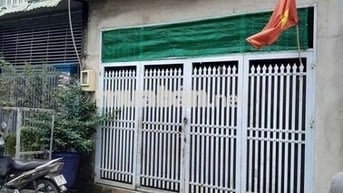 Bán nhà cấp 4 Diện tích: 5 × 20,50 (103m2) hẻm nhựa 6m