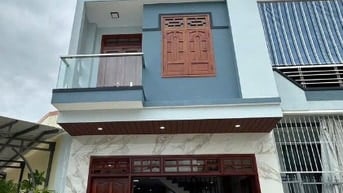 Bán gấp nhà-DT62m2-3TẦNG-3PN-đ nhựa 13m-vĩnh hoà-Nha Trang-Chỉ 5ty5