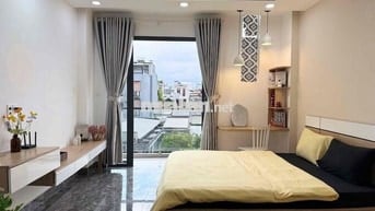 Căn Hộ Studio Ban Công 28m2 - Gần Khu Ẩm Thực Phan Xích Long