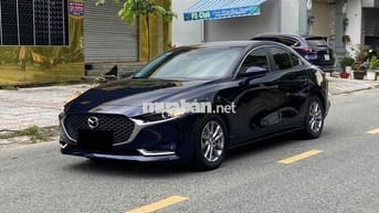 Mazda 3 2022 1.5L Luxury - 49000 km