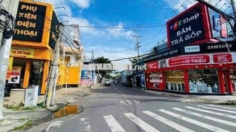 BÁN NHÀ MẶT TIỀN NƠ TRANG LONG NGANG 10M VỊ TRÍ KINH DOANH CỰC ĐẸP