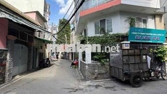 P5 BÌNH THẠNH. NHÀ 3 TẦNG 70M2. HXH GẦN CHỢ CÂY QUÉO. NHỈNH 8TỶ TL