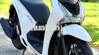 Sh 125 2015 đèn led. nợ xấu đưa 12tr lấy xe