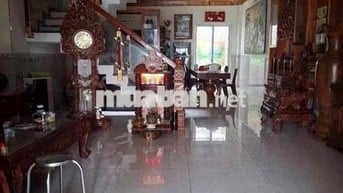 Cần Bán Gấp nhà 1 trệt 3 lầu đẹp 5,6x20m Shr Vị Trí đẹp đg 12m thông