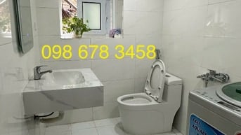 Cần bán căn tập thể ở phố Thái Thịnh