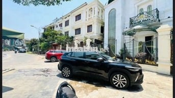 Tôi cần bán nhà Biệt Thự KĐT Thành Phố Giao Lưu, 4tầng full nội thất