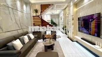 🏡  Nhà MT tiện kinh doanh,5 lầu ,60m2 Nhỉnh :7.5 tỷ (TL),nhà mới tới ở