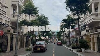 Cho thuê nhà Cityland, có thang máy giá 38tr