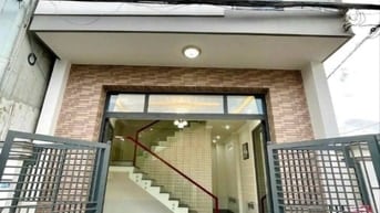 Bán nhà đáo hạn gấp căn Đỗ Thị Lời P11, Q3, 57m², hẻm 7m,giá 2,3 tỷ