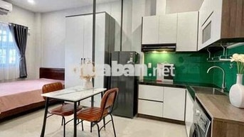 Phòng full nội thất siêu tiện nghi ib gấp ạ