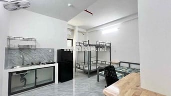CHO THUÊ PHÒNG MỚI XÂY FULL NỘI THẤT + MÁY GIẶT RIÊNG FREE DỊCH VỤ ĐÂY