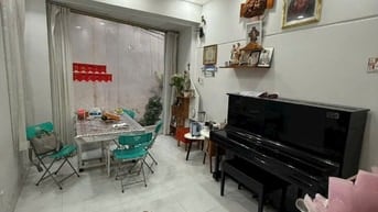 Bán nhà sát MT Nguyễn Văn Trỗi Q.Phú Nhuận - 3,2m x 7m - 5,15 tỉ