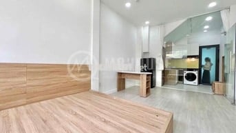 NHÀ MỚI XONG TÁCH BẾP RỘNG Ở ĐƯỢC GIA ĐÌNH 3-4 NGƯỜI FULL NỘI THẤT