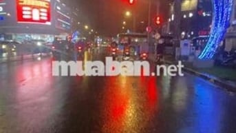 Quá rẻ, Nhỉnh 5 Tỷ nhà sát Trần Hưng Đạo, P7, Quận 5.