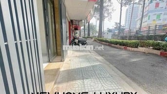 MẶT TIỀN ĐƯỜNG 3 THÁNG 2 KHU VỰC SẦM UẤT ĐÔNG DÂN CƯ QUA LẠI