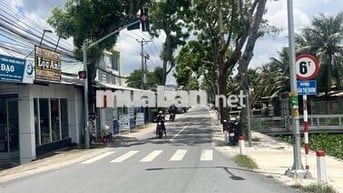 Đất đẹp Bình Phong cách nhựa SD Nam Vang 40m, 1 trục hẻm xe 16 chỗ