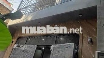 Quân bán nhà giá tốt ai có nhu cầu liên hệ m tư vấn nhiệt tình nhé