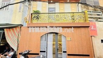 Nhà 3 Tầng Đẹp — Gần Âu Cơ Bàu Cát Nguyễn Hồng Đào(5m x 5m)
