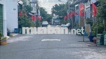 bán gấp nhà 89m2. 3 tầng. HXH 12m. hương lộ 80. BHHB. chỉ 6.7ty